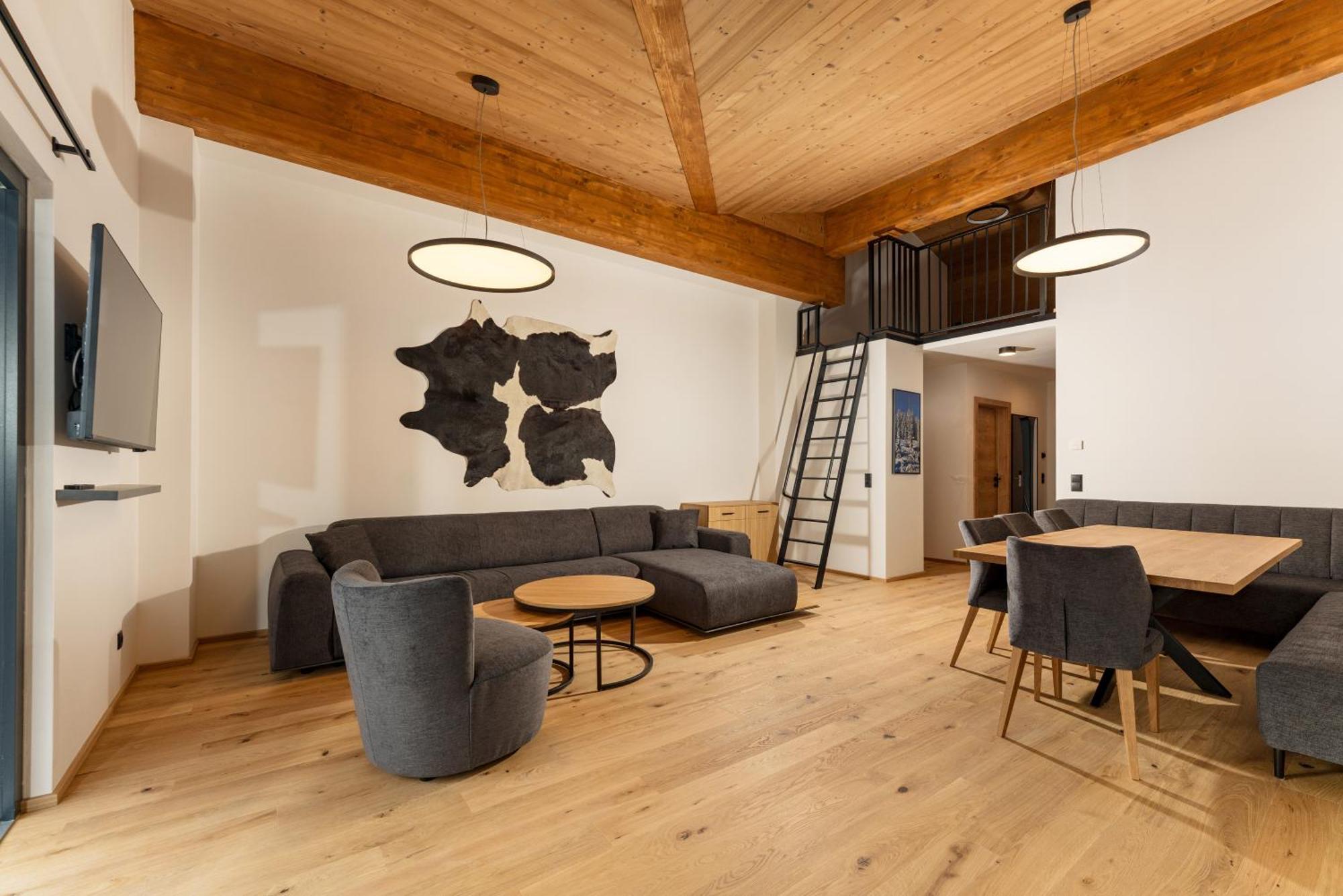 Pure Alpine Suites ชลัดมิง ภายนอก รูปภาพ
