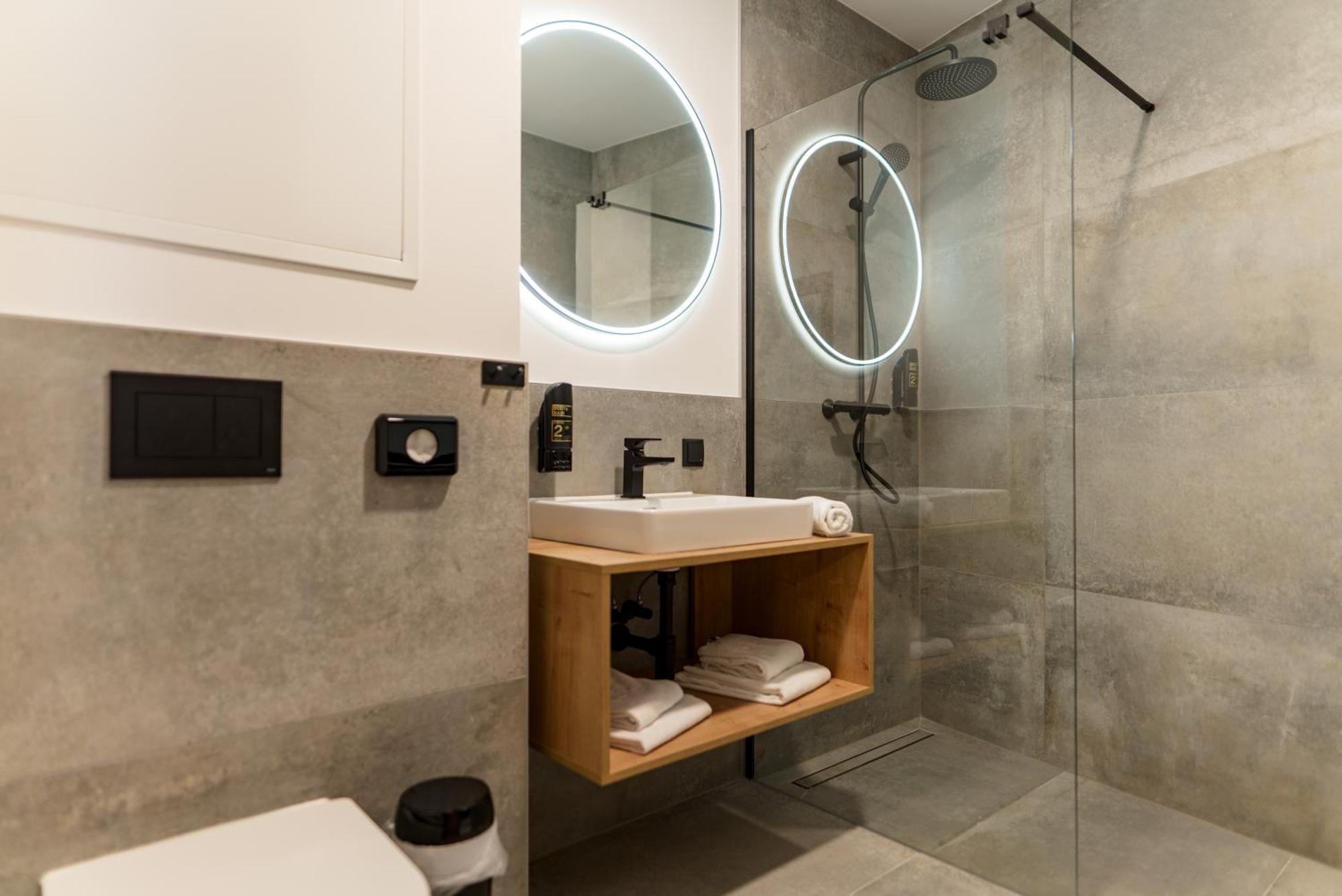 Pure Alpine Suites ชลัดมิง ภายนอก รูปภาพ